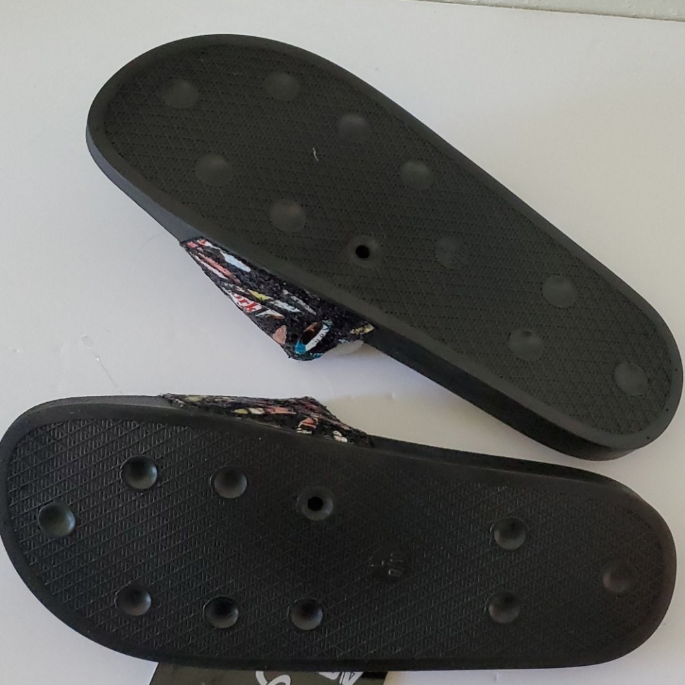 🆕️ Activ Pro Slip-on Slides - Picture 6 of 9